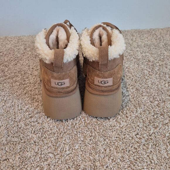 UGG CLASSIC PLATFORM CHESTNUT SUEDE ANKLE BOOTS SHOE SIZE 8 - Picture 3 of 8